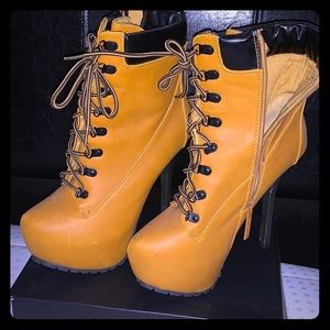 Women boots
